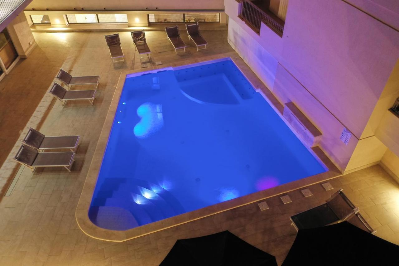 Hotel La Contessa Санта-Тереза-Галлура Экстерьер фото