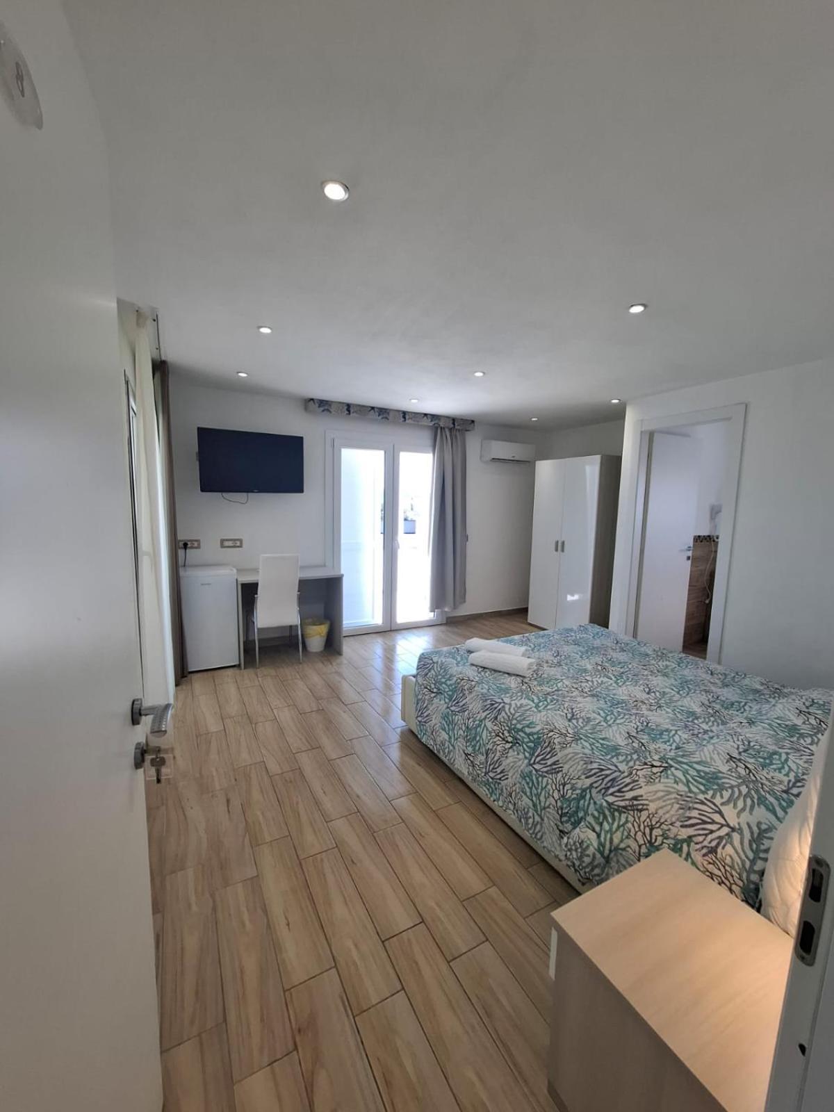 Hotel La Contessa Санта-Тереза-Галлура Экстерьер фото