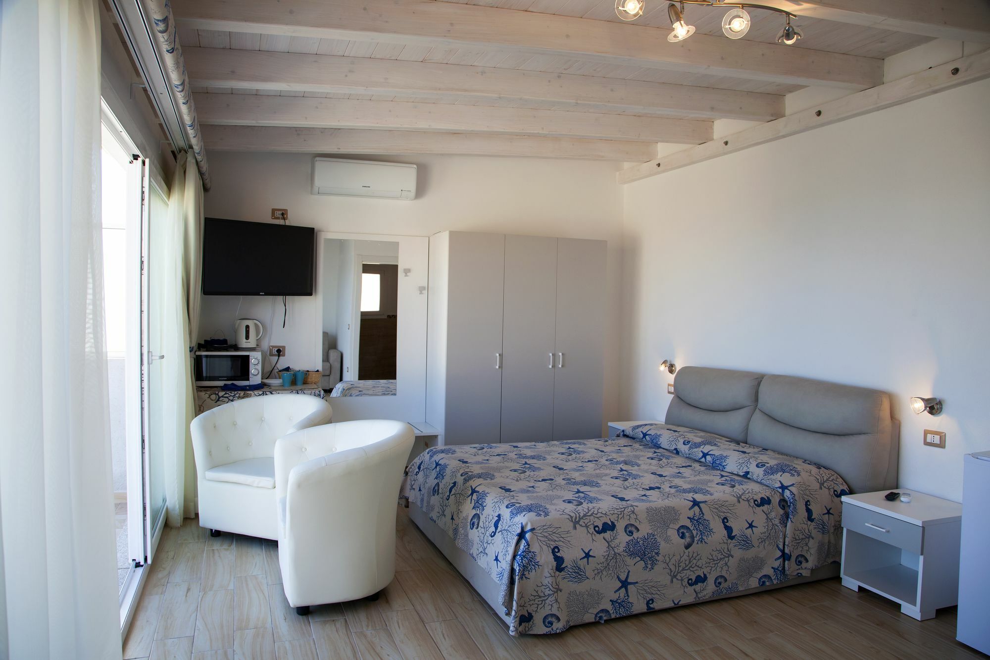 Hotel La Contessa Санта-Тереза-Галлура Экстерьер фото