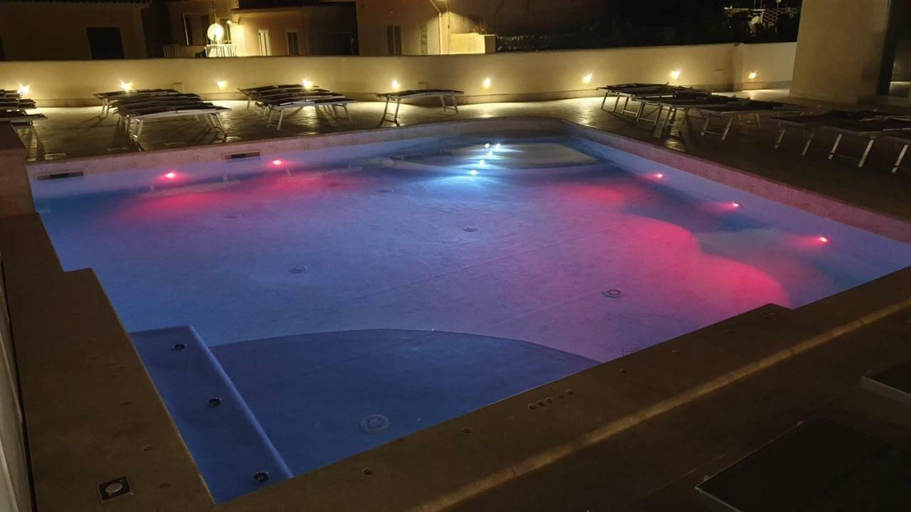Hotel La Contessa Санта-Тереза-Галлура Экстерьер фото